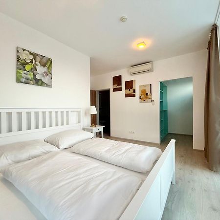Balu Apartments Praha Bagian luar foto